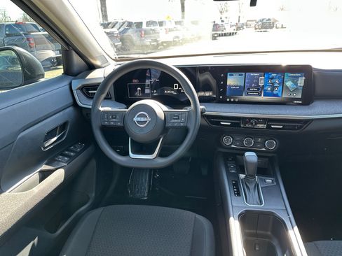 New 2026 Nissan Kicks S image 22