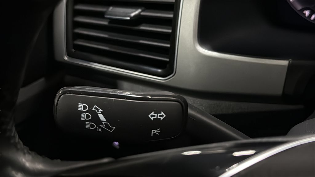 Used 2019 Volkswagen Atlas SEL Premium AWD/4WD image 36