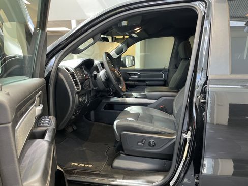 Used 2021 RAM 1500 Big Horn AWD/4WD image 16