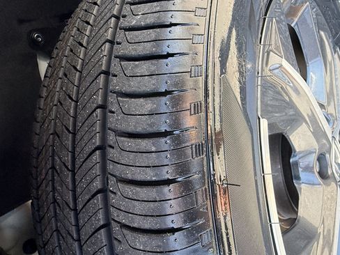 Certified 2024 Honda HR-V EX-L image 14