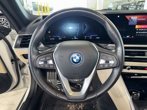 Used 2023 BMW i4 eDrive40 w/ Premium Package RWD image 21