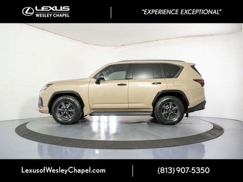 Used 2025 Lexus LX 700h Overtrail image 10