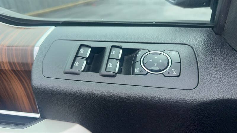 Used 2017 Ford F150 Lariat AWD/4WD image 18