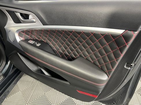 Used 2023 Genesis G70 3.3T w/ Sport Prestige Package image 36