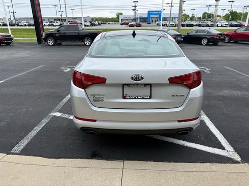 Used 2013 Kia Optima EX w/ Premium Pkg FWD image 4