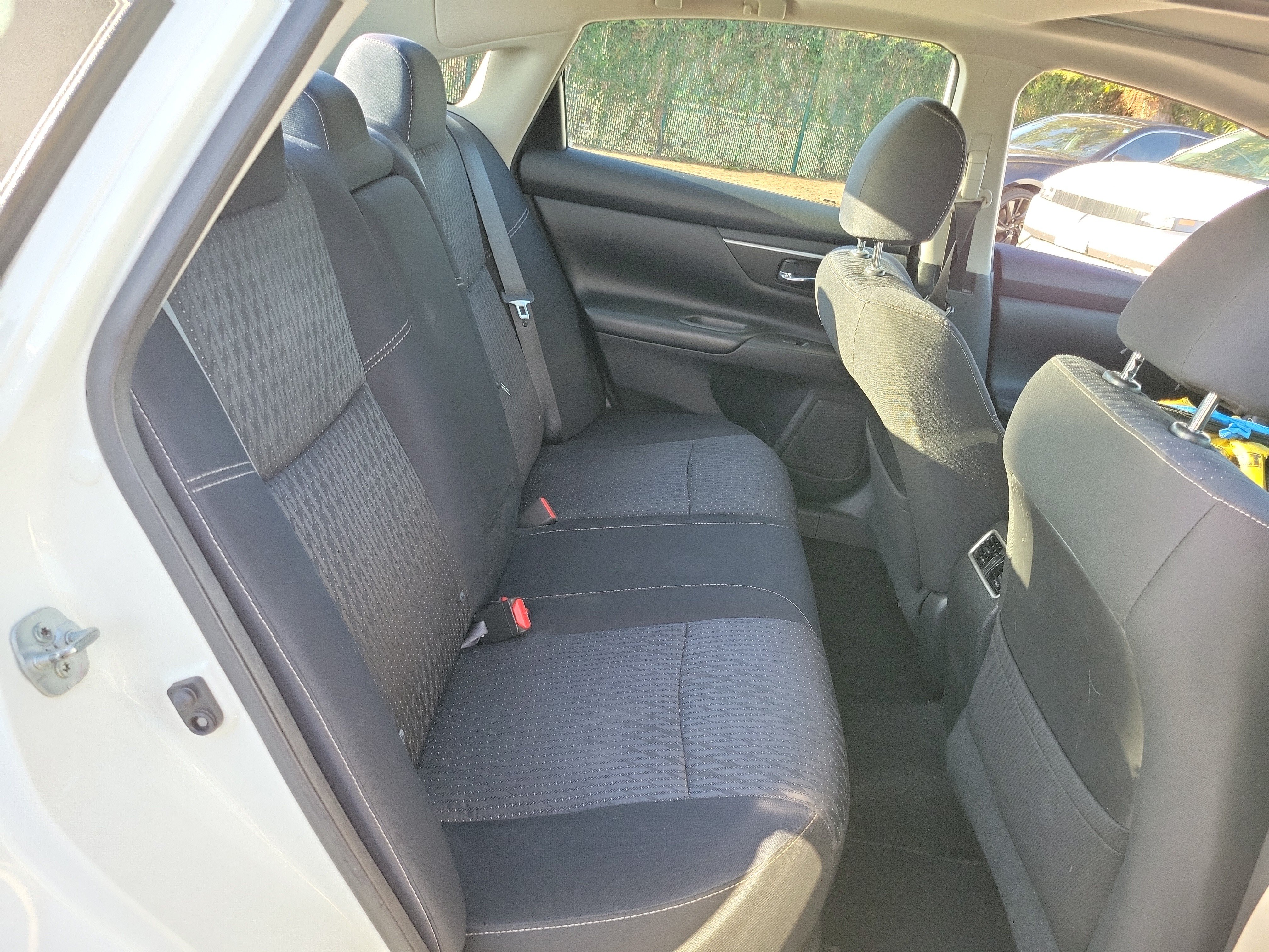 Used 2016 Nissan Altima 2.5 SV w/ Convenience Package FWD image 19