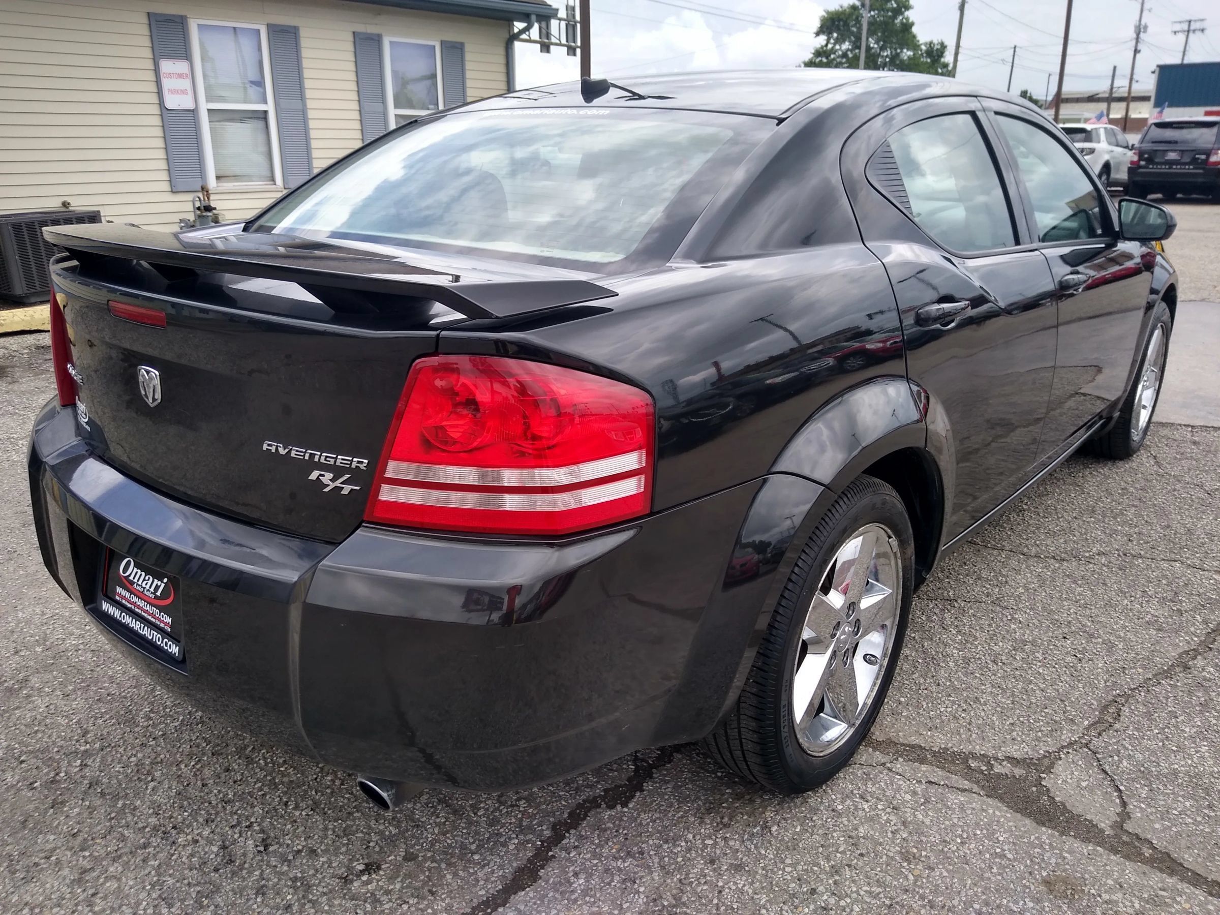 Used 2010 Dodge Avenger R/T w/ Navigation & Sound Group I FWD image 6