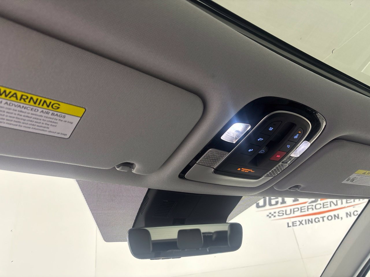 Used 2024 Hyundai Palisade SEL FWD image 25