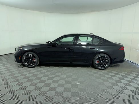 Used 2026 BMW i5 M60 AWD/4WD image 2