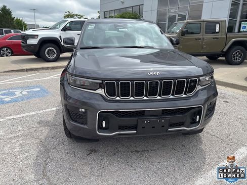 Used 2025 Jeep Grand Cherokee Overland w/ Adv Protech Group III AWD/4WD image 9