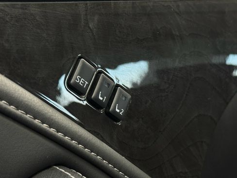 Used 2024 INFINITI QX80 Luxe image 19