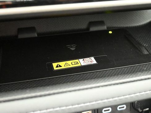 Certified 2023 Toyota Highlander XLE image 27