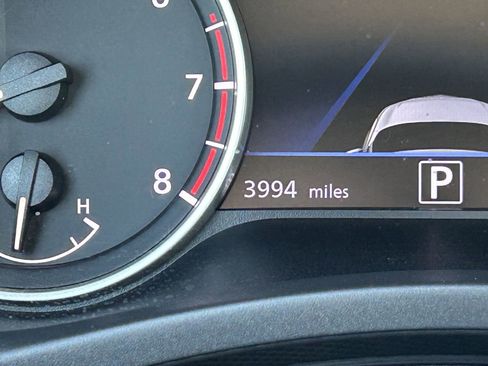 Certified 2025 Nissan Sentra SR image 33