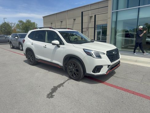 Used 2023 Subaru Forester Sport AWD/4WD image 3