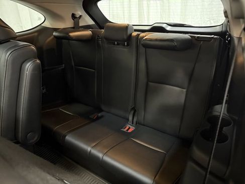 Certified 2022 Toyota Highlander Platinum image 13
