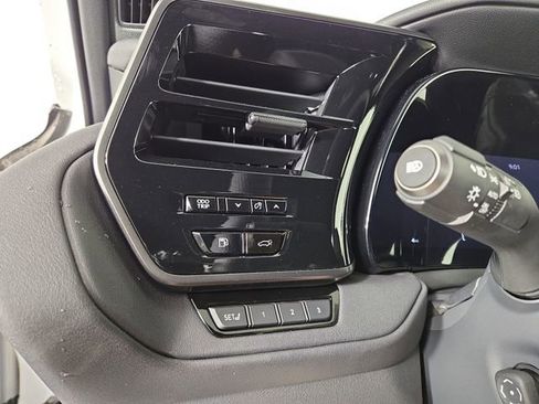 New 2026 Lexus TX 500h AWD image 28