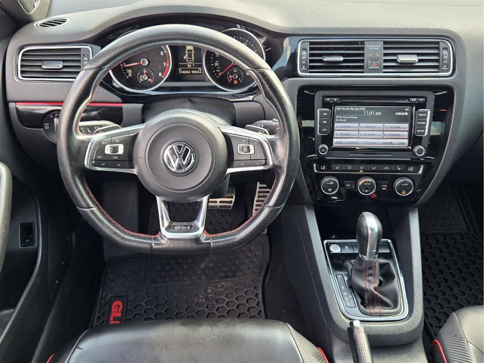 Used 2015 Volkswagen Jetta GLI SE FWD image 27