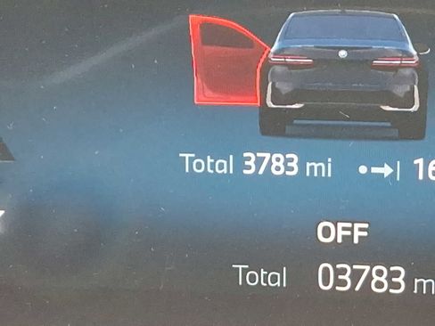 Used 2024 BMW i5 eDrive40i w/ Premium Package image 21