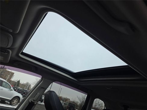 Used 2019 Subaru Forester Limited image 30