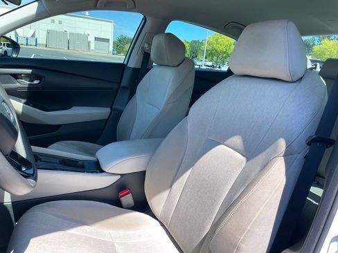 Used 2025 Honda Accord LX image 25