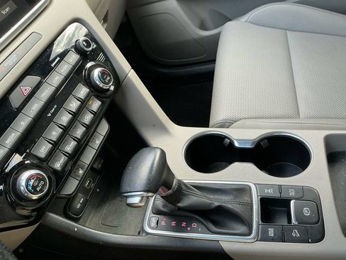 Used 2021 Kia Sportage S w/ S AWD Premium Package image 28