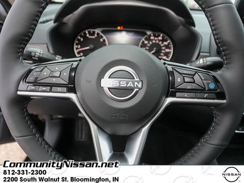 New 2025 Nissan Altima 2.5 SL image 13