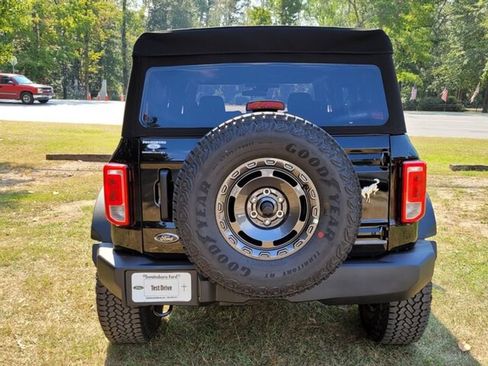 New 2025 Ford Bronco 4-Door w/ Sasquatch Package AWD/4WD image 9