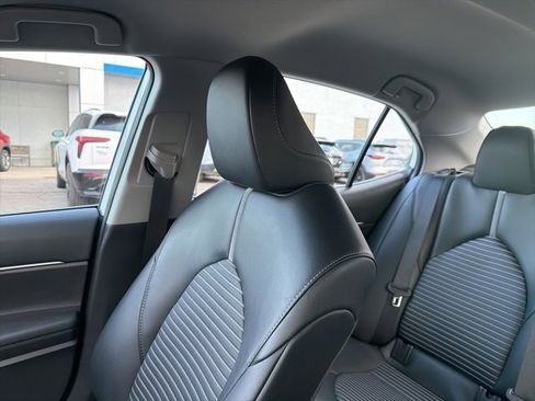 Used 2024 Toyota Camry SE image 64