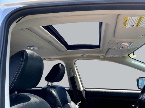 Used 2014 Subaru Crosstrek Touring AWD/4WD image 14