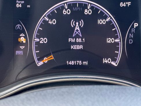 Used 2017 Jeep Grand Cherokee Overland image 28