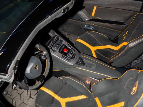 Used 2017 Lamborghini Aventador LP 750-4 Superveloce image 20