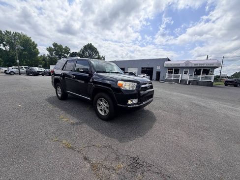 Used 2010 Toyota 4Runner Limited AWD/4WD image 22