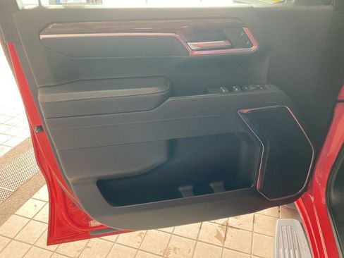 Certified 2022 GMC Sierra 1500 Elevation image 9