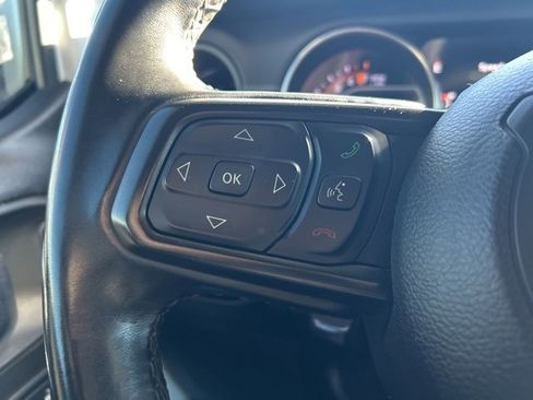 Used 2022 Jeep Wrangler Unlimited Sport w/ Sun And Sound Package image 22