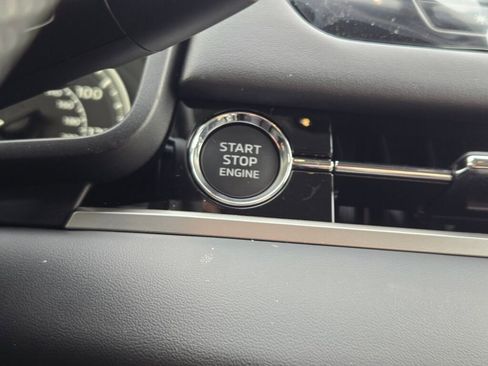 New 2026 Mitsubishi Outlander SE image 20