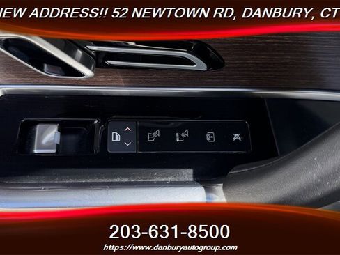 Used 2023 Land Rover Range Rover SE AWD/4WD image 32