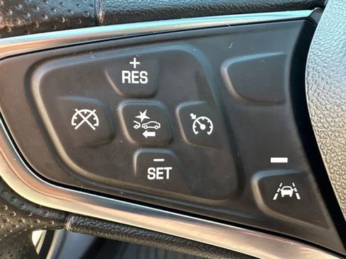 Used 2024 Chevrolet Malibu LT FWD image 27
