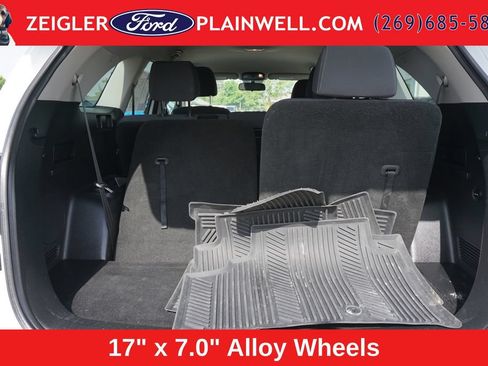 Used 2019 Kia Sorento FWD image 10