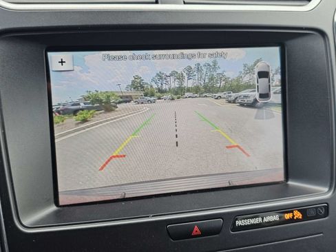 Used 2019 Ford Explorer XLT w/ Equipment Group 201A FWD image 25