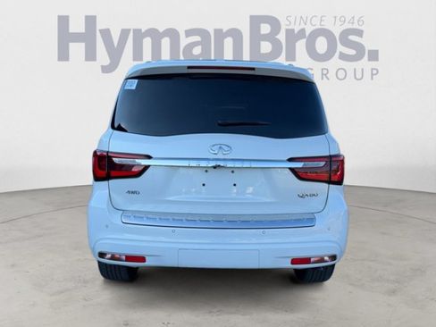 Certified 2024 INFINITI QX80 Sensory w/ Cargo Package AWD/4WD image 4