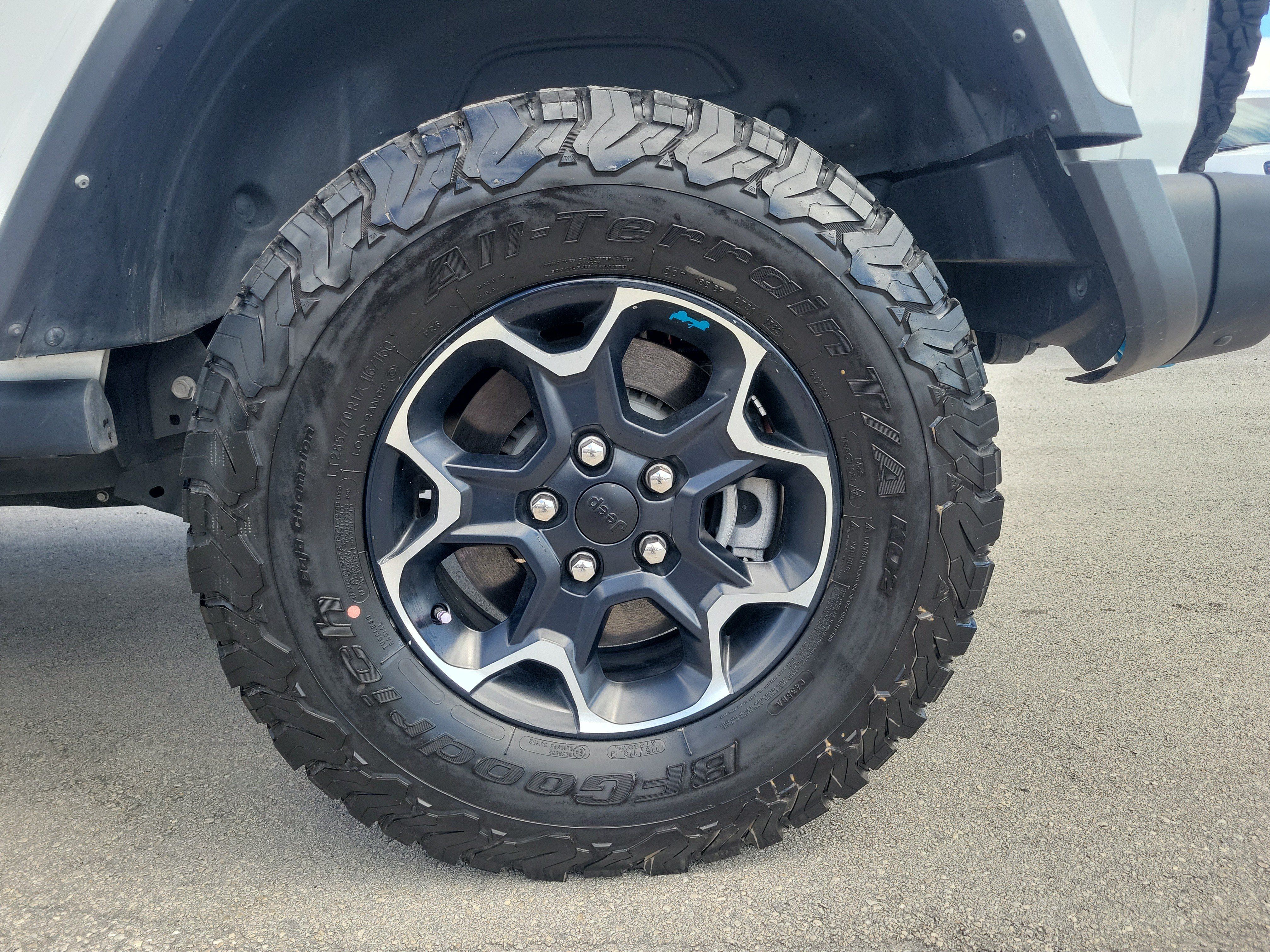 Used 2022 Jeep Wrangler Unlimited Rubicon 4xe w/ Steel Bumper Group AWD/4WD image 9