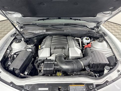 Used 2010 Chevrolet Camaro SS w/ RS Package RWD image 21