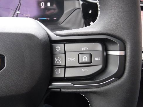 New 2026 Jeep Cherokee Overland image 36