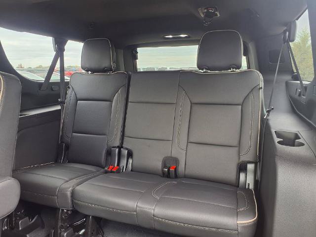 New 2026 Chevrolet Suburban Premier AWD/4WD image 15