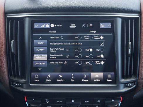 Used 2022 Maserati Levante Modena image 53