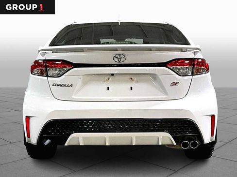 Certified 2022 Toyota Corolla SE image 4