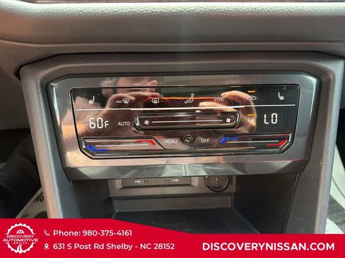 Used 2023 Volkswagen Tiguan SE FWD image 21
