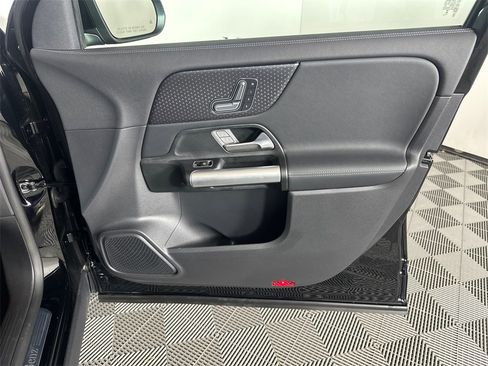 Certified 2025 Mercedes-Benz GLA 250 image 14