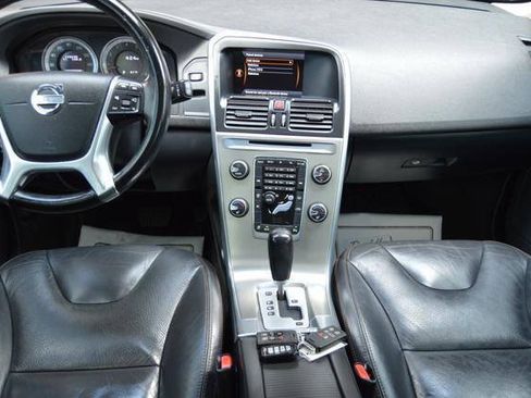 Used 2012 Volvo XC60 T6 AWD/4WD image 20