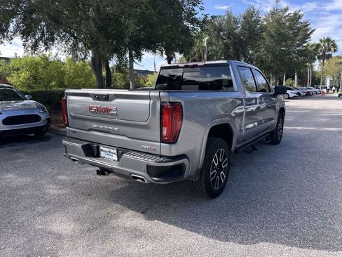 Used 2024 GMC Sierra 1500 AT4 w/ Technology Package AWD/4WD image 5